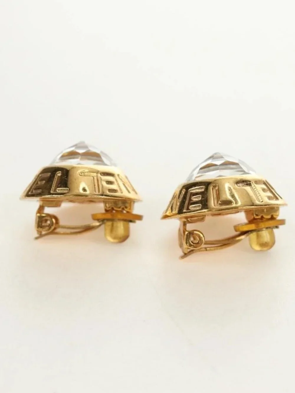 CHANEL Earring metal Gold Tone CC Auth 180936M